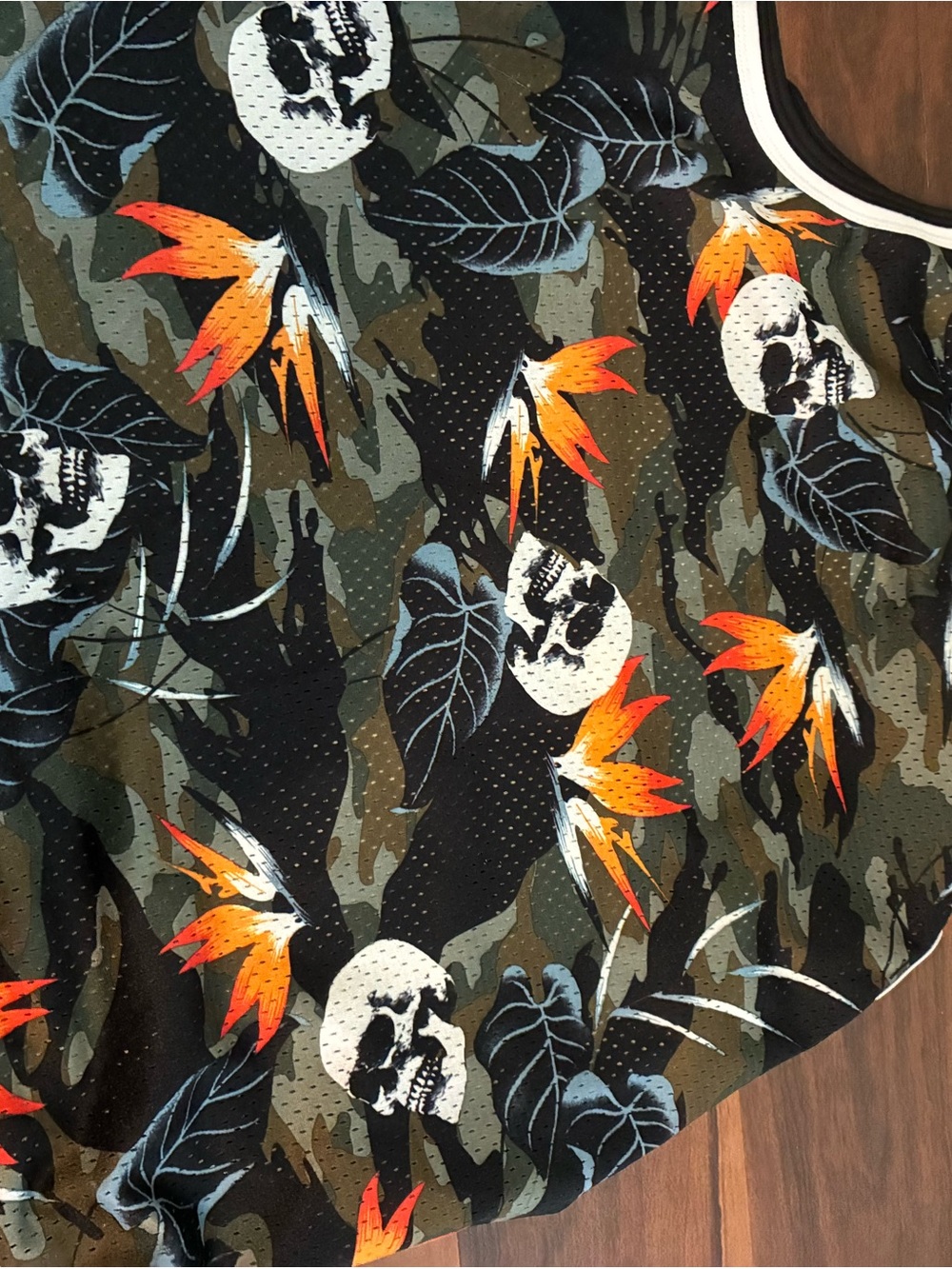 No boundary Camo Skull & Tropical Floral Tank Top - Black, Olive, Orange mesh
